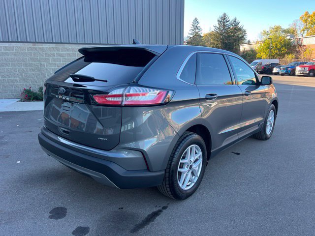 Used 2024 Ford Edge SEL w/ Convenience Package AWD/4WD image 5