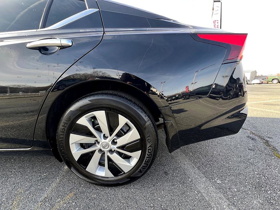 Certified 2025 Nissan Altima 2.5 S image 12