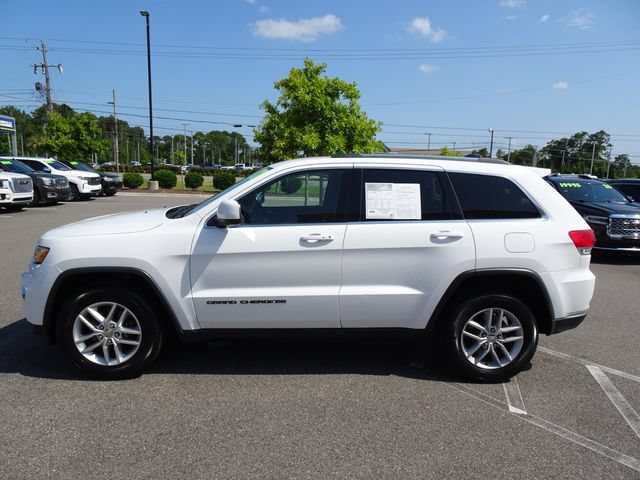 Used 2017 Jeep Grand Cherokee Laredo w/ Quick Order Package 23E AWD/4WD image 7