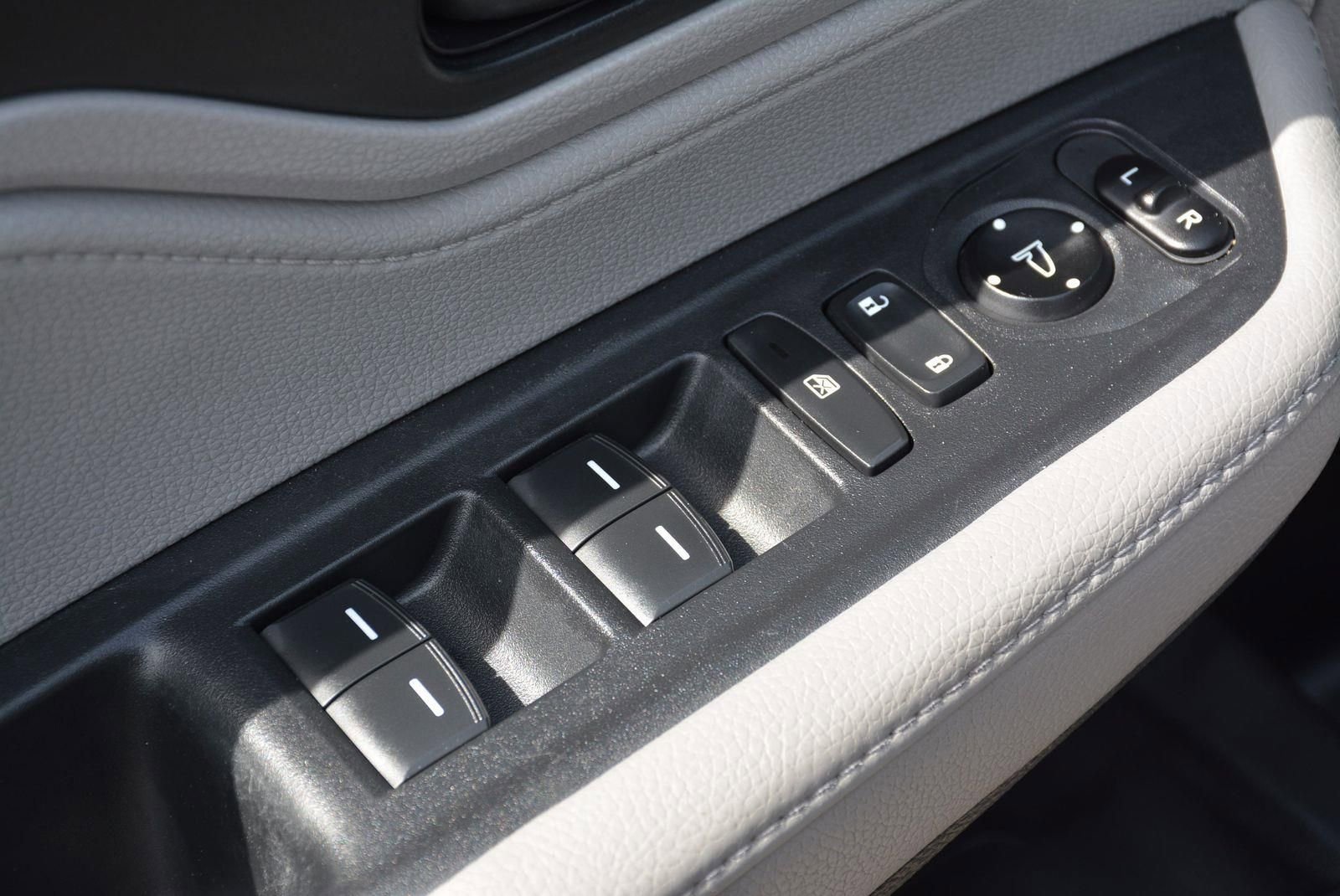 Used 2019 Honda Odyssey EX image 10