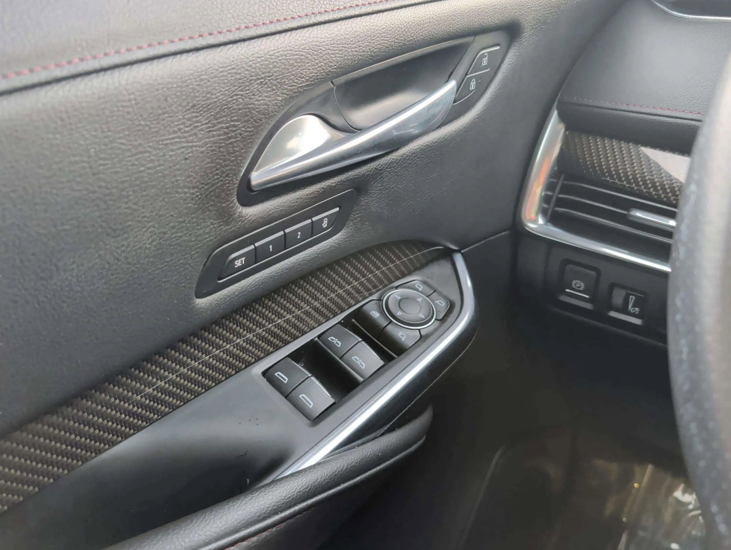 Used 2019 Cadillac XT4 Sport image 27