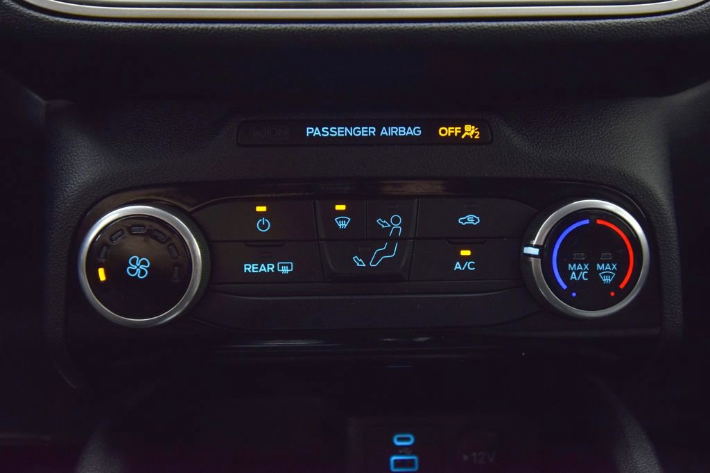 Used 2022 Ford Escape SE image 33