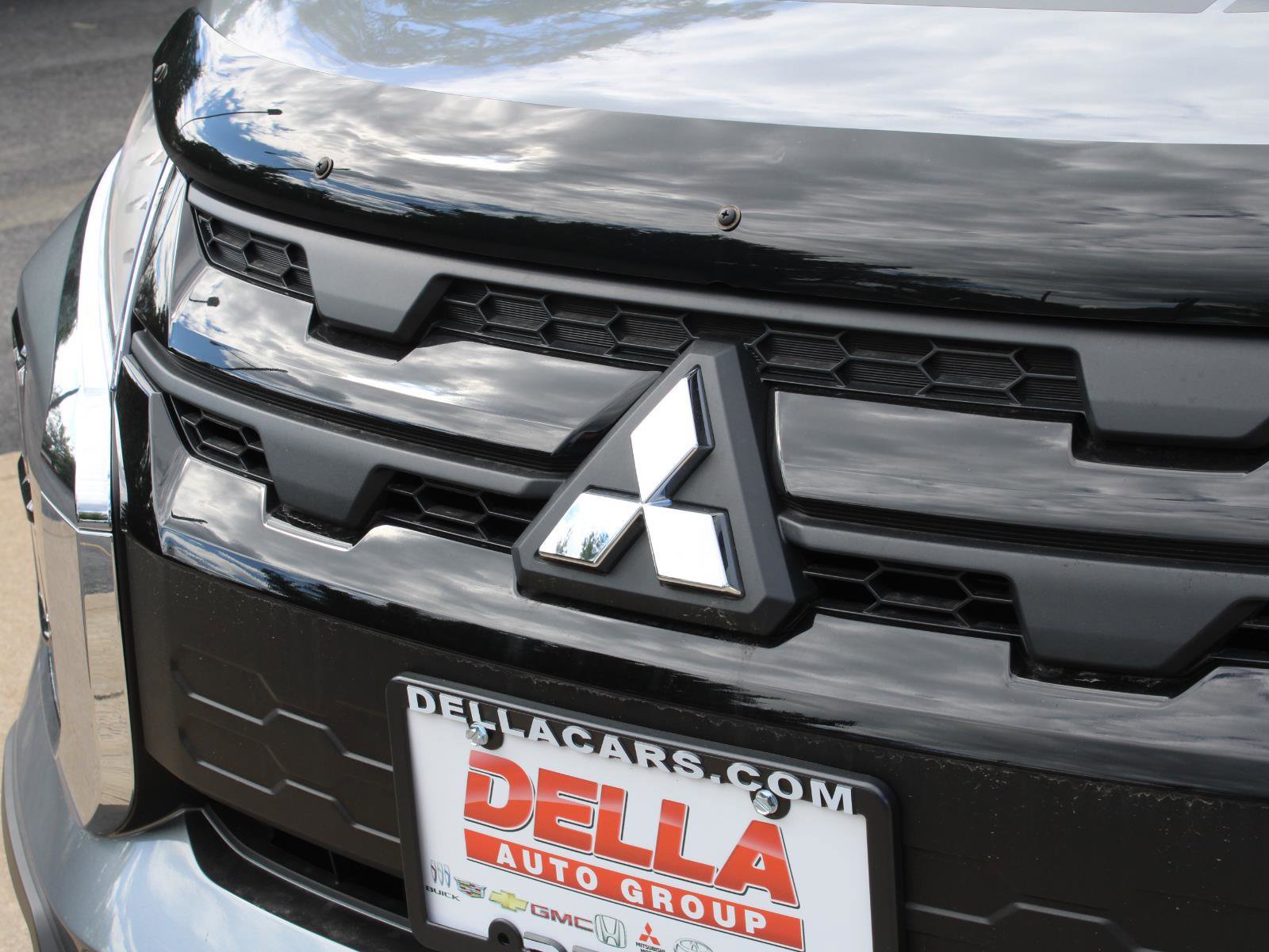 New 2025 Mitsubishi Outlander Sport AWD image 3