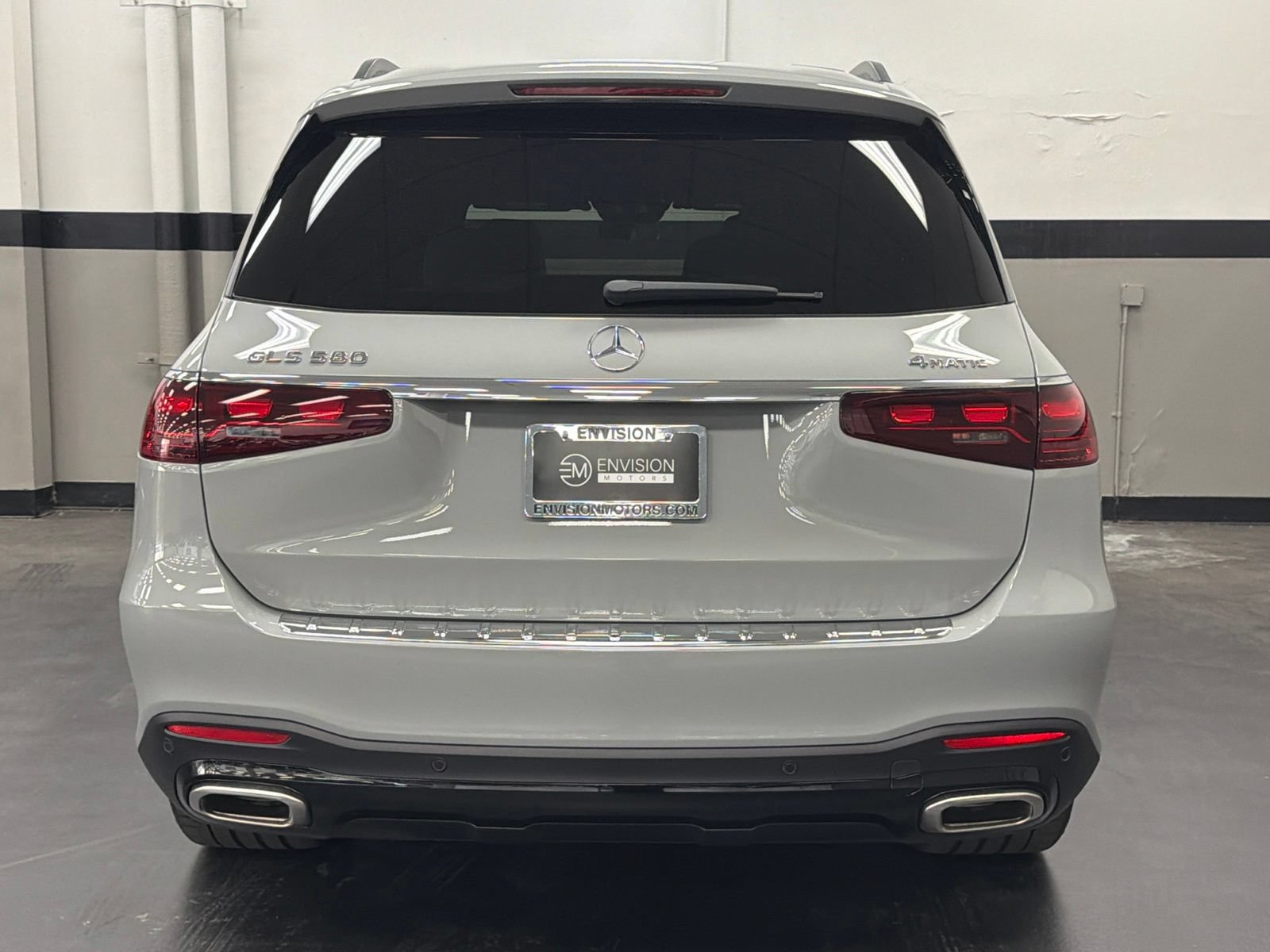 Used 2026 Mercedes-Benz GLS 580 4MATIC image 11
