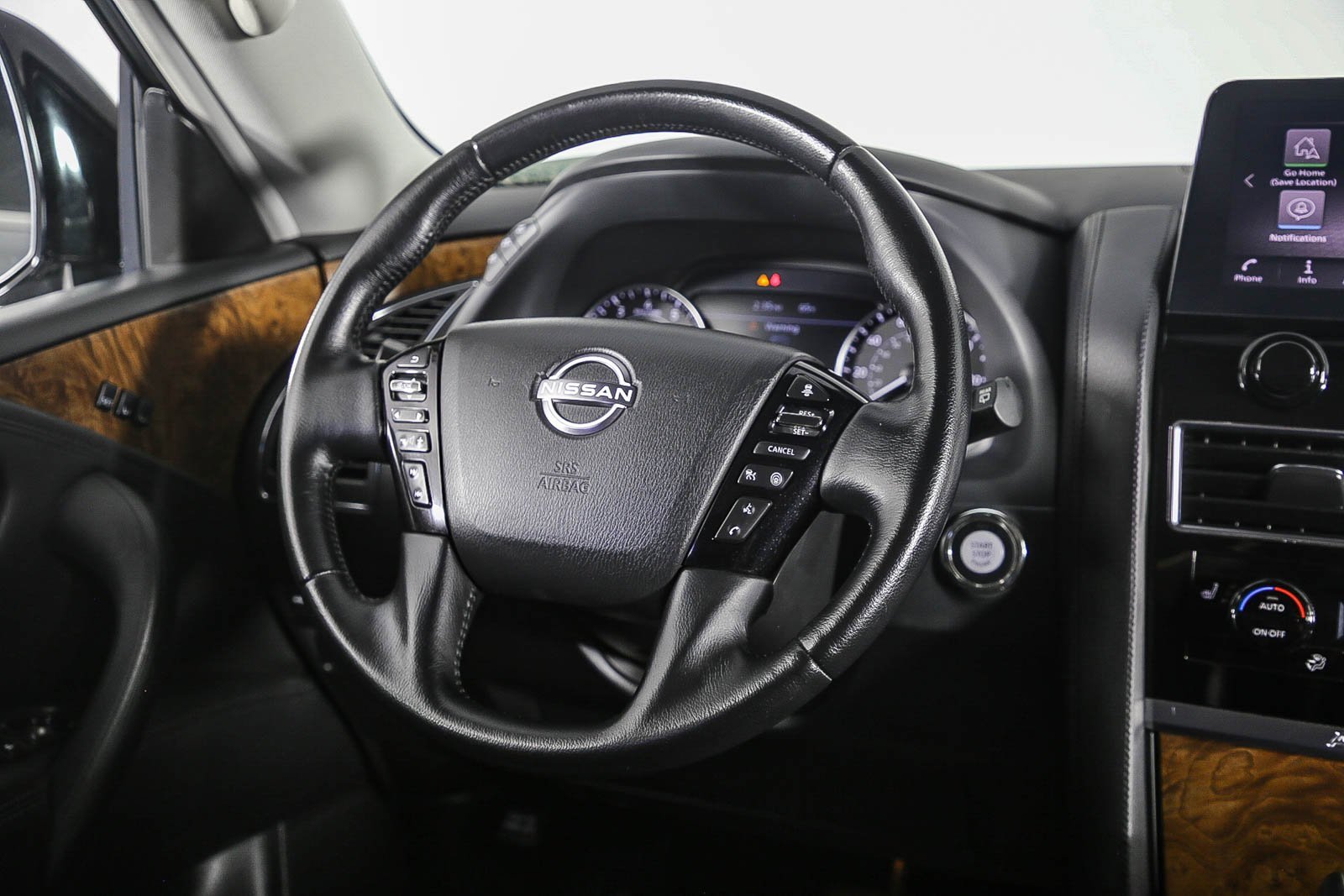 Used 2023 Nissan Armada SL w/ Captain's Chairs Package image 16