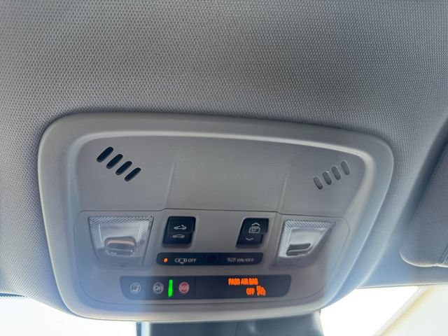 Used 2023 Chevrolet Malibu LT FWD image 26