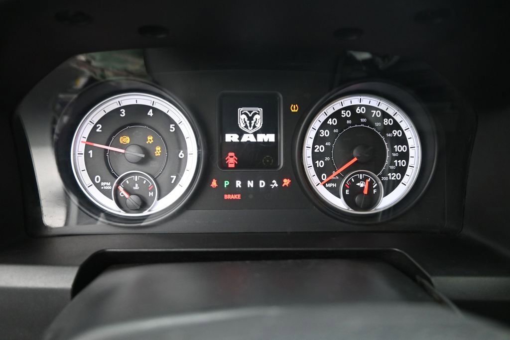 Used 2013 RAM 2500 Tradesman w/ Chrome Appearance Group AWD/4WD image 32