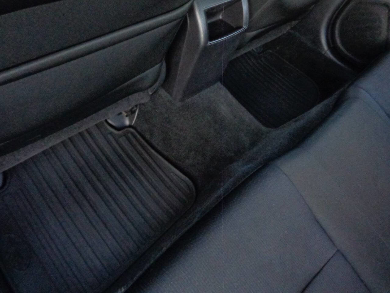 Used 2015 Subaru Legacy 2.5i image 35