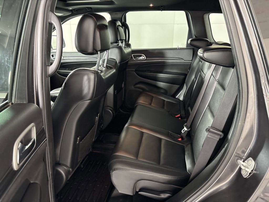 Used 2019 Jeep Grand Cherokee Limited image 18