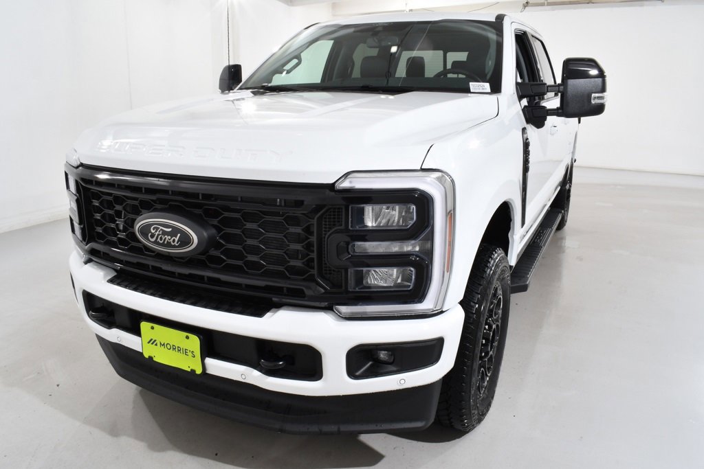 New 2026 Ford F350 Lariat w/ Black Appearance Package image 2