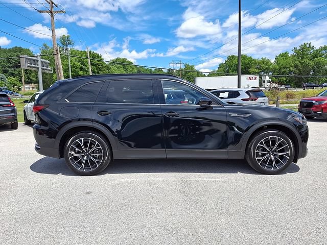 Certified 2025 MAZDA CX-70 Plug-In Hybrid w/ Premium Plus AWD/4WD image 9