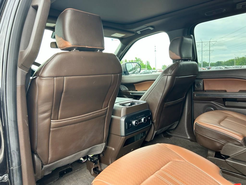 Used 2023 Ford Expedition Max King Ranch AWD/4WD image 18
