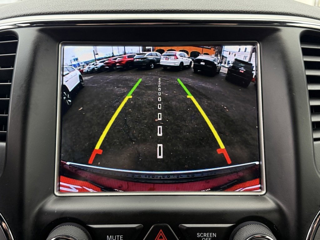 Used 2018 Jeep Grand Cherokee Overland image 33