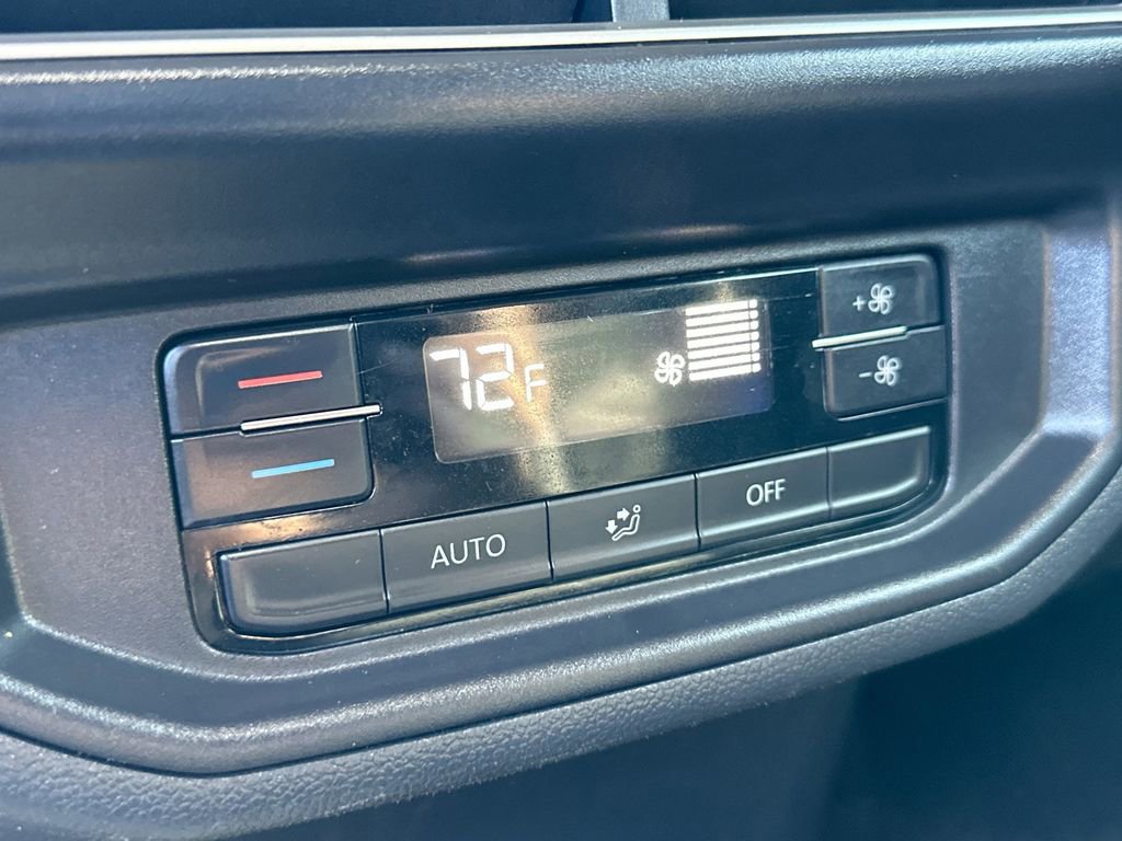 Used 2025 Volkswagen Atlas SE FWD image 24