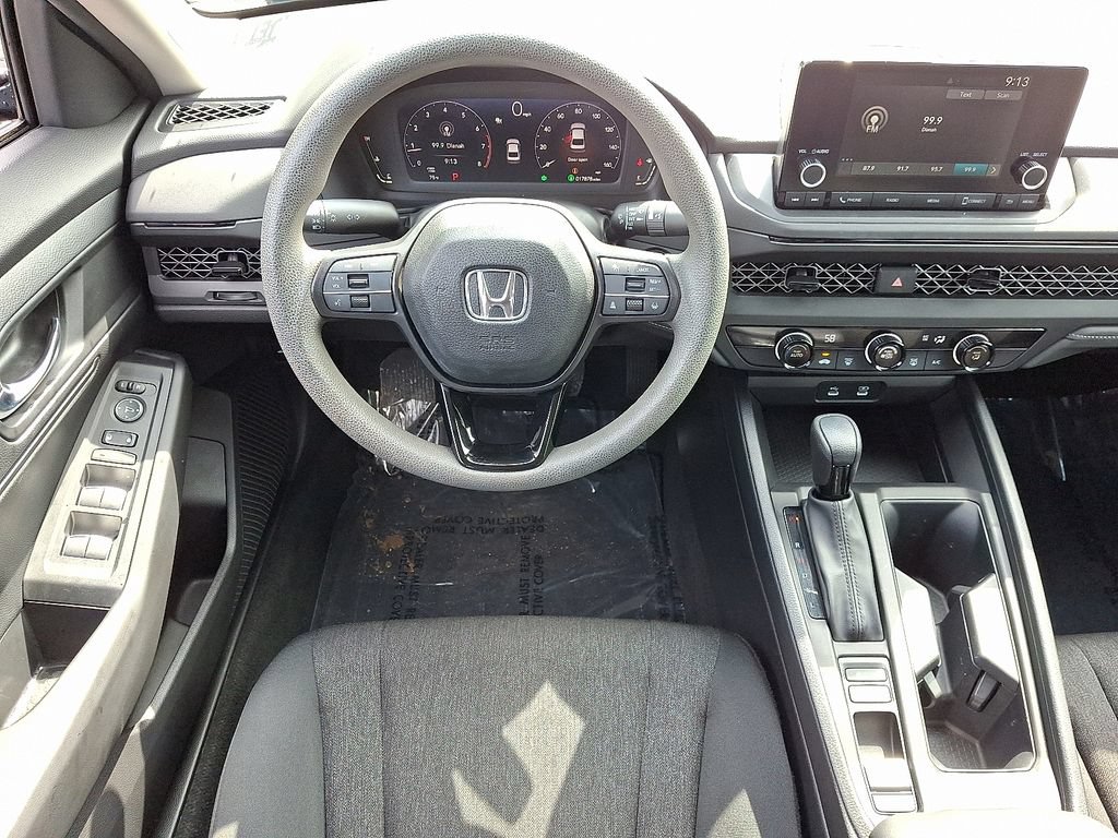 Used 2023 Honda Accord LX image 11