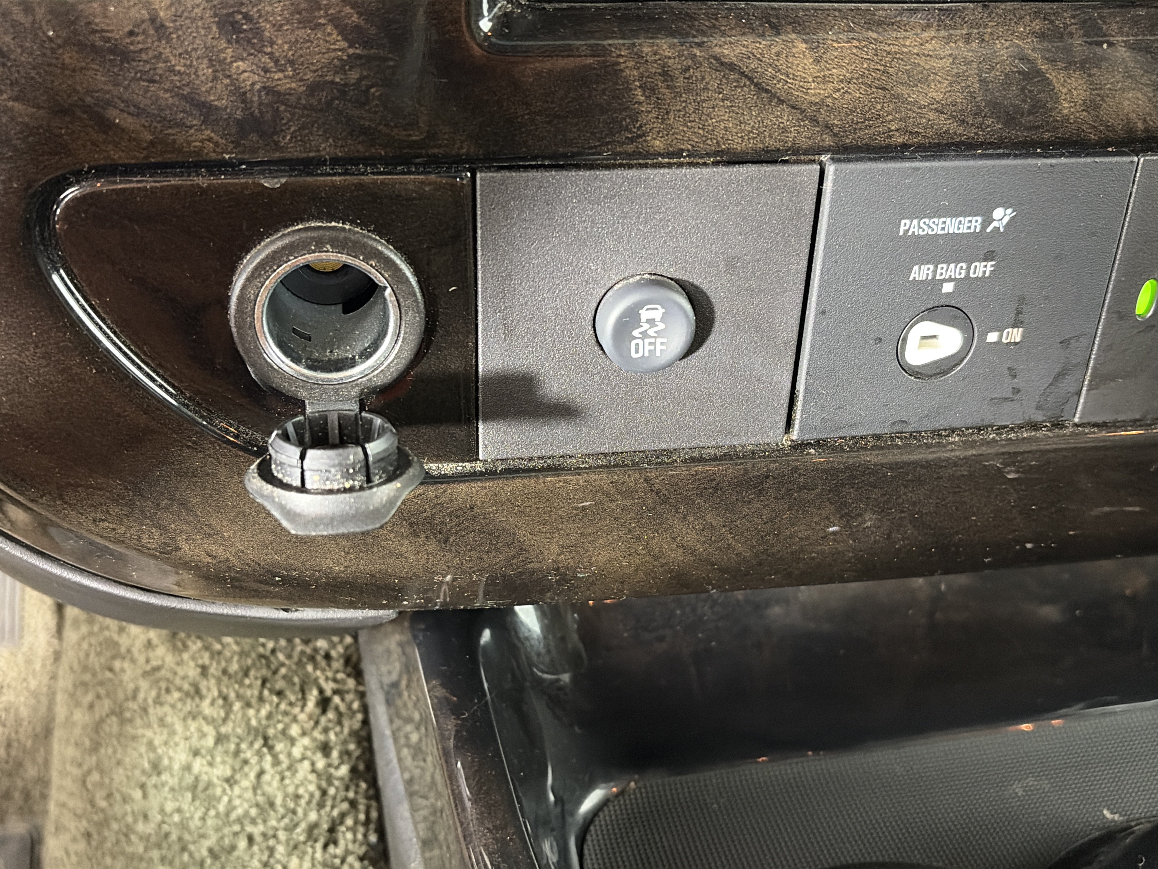 Used 2016 GMC Savana 2500 RWD image 25