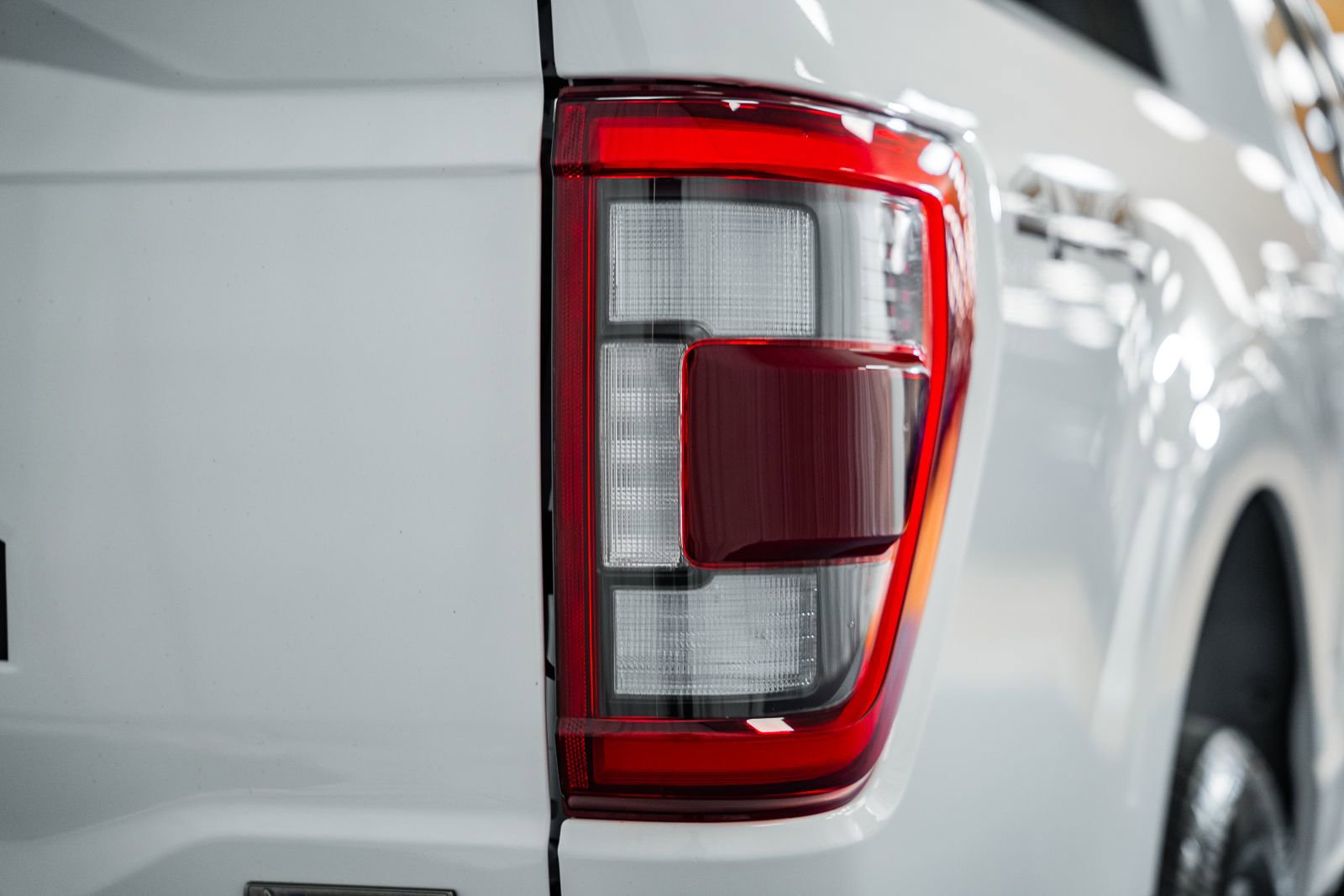 Used 2023 Ford F150 Lariat w/ Equipment Group 502A High image 7