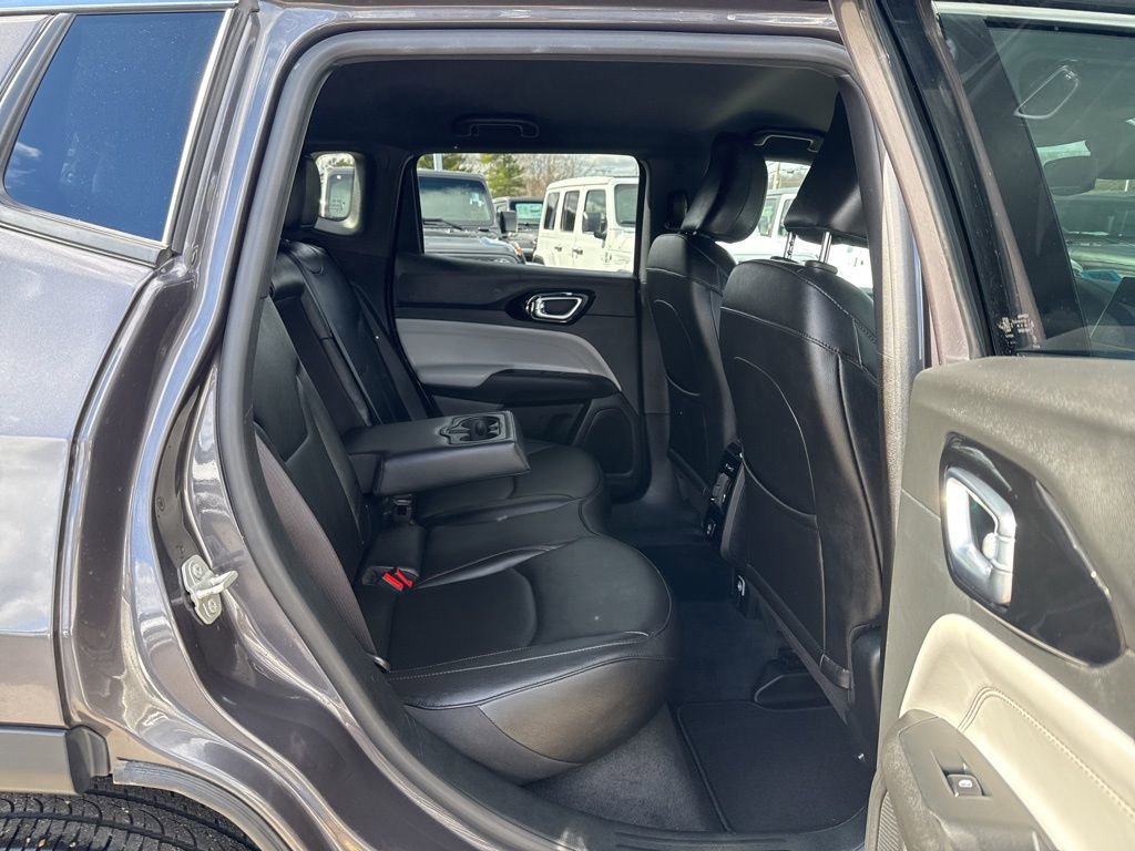 Certified 2024 Jeep Compass Limited image 25