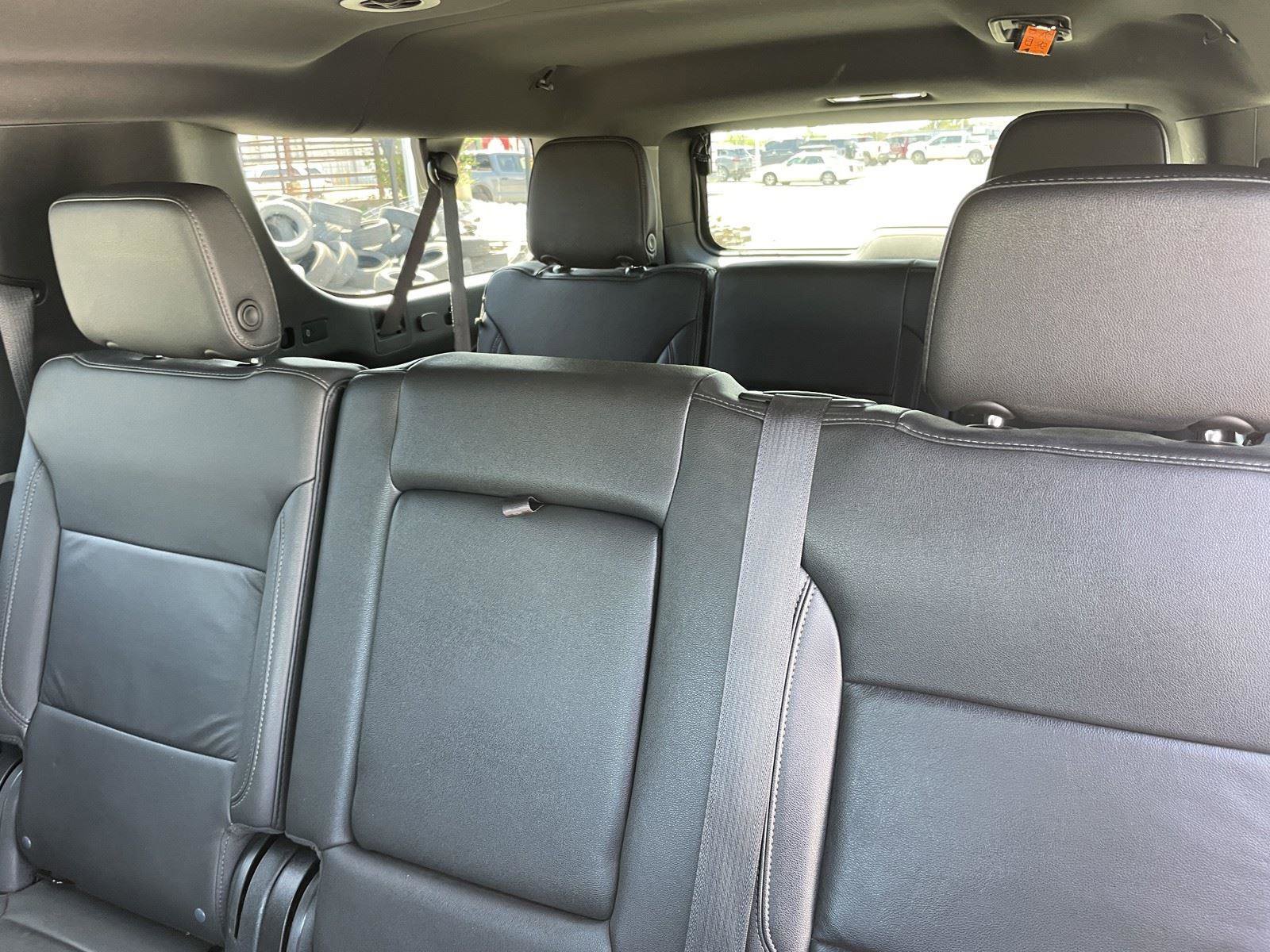 Used 2024 Chevrolet Suburban LT image 26
