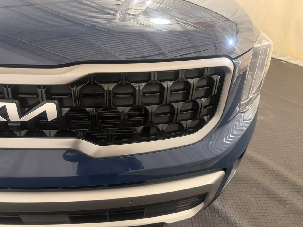 Used 2023 Kia Telluride SX X-Line image 5