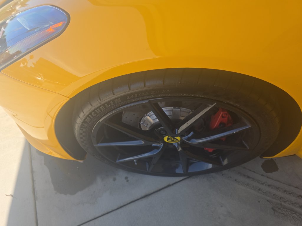 Used 2025 Lotus Emira RWD image 20
