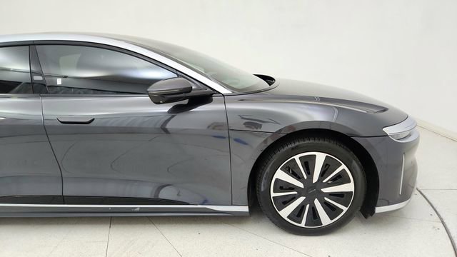 Used 2024 Lucid Air Touring image 7