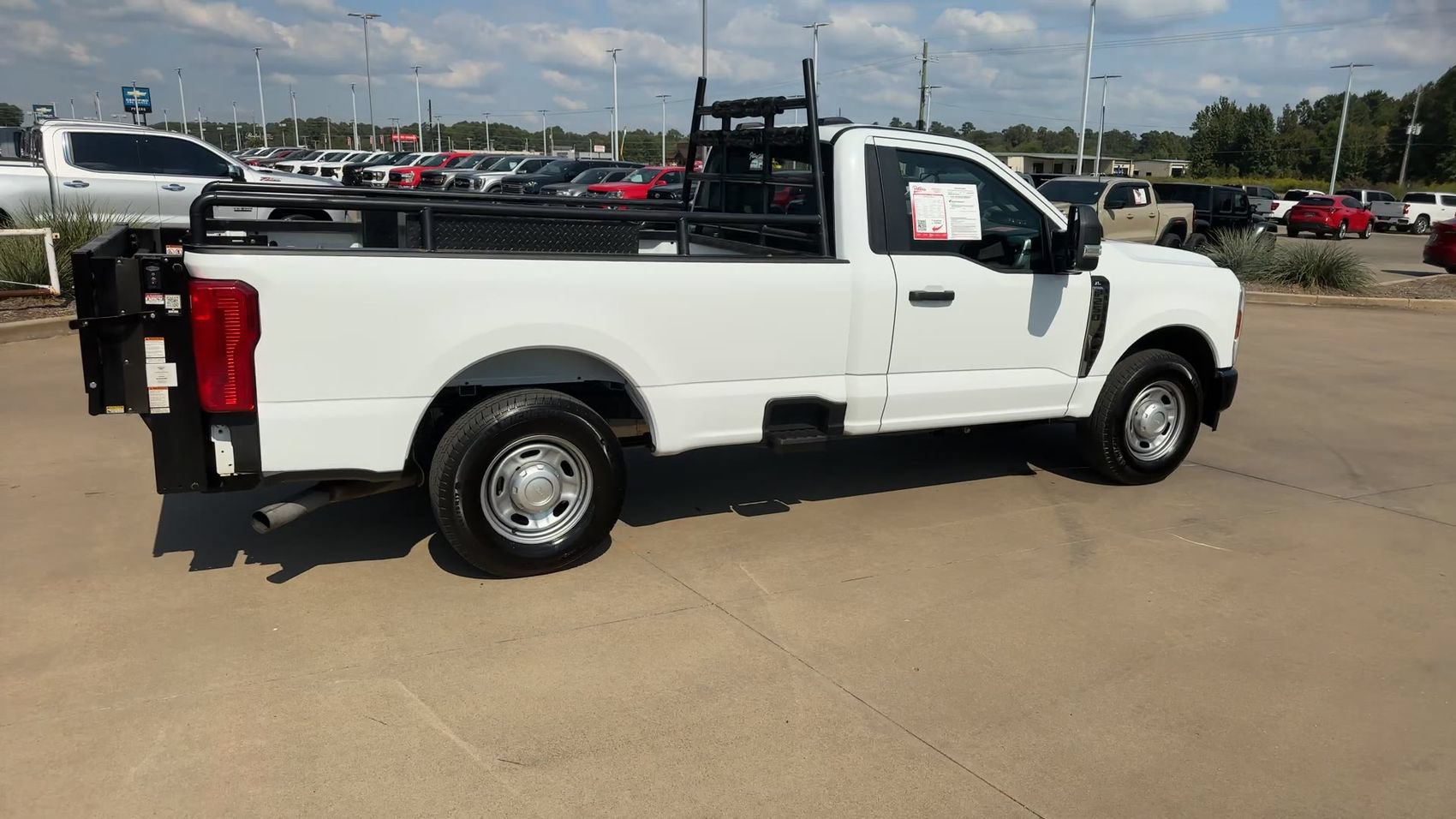 Used 2024 Ford F250 XL RWD image 9