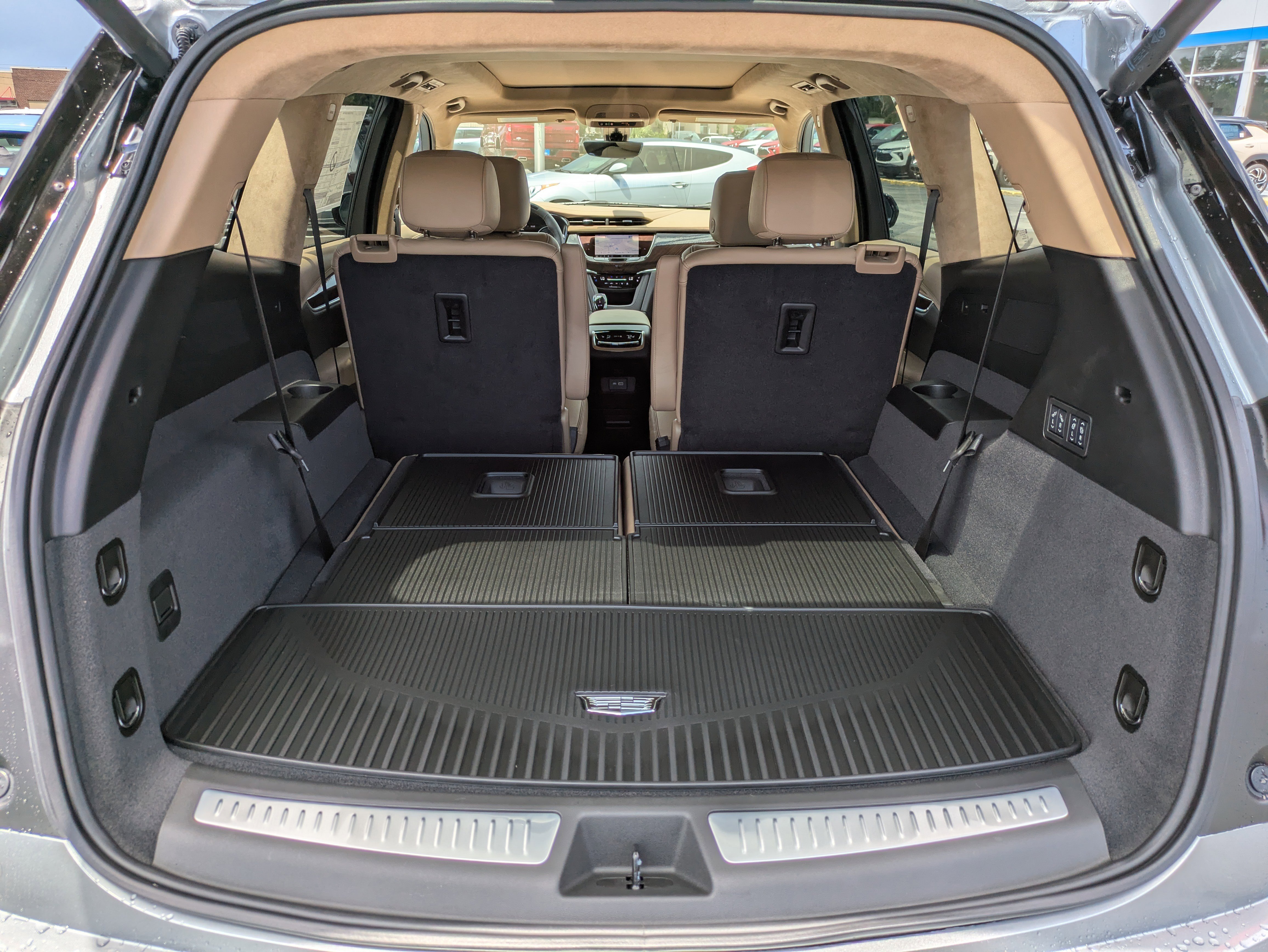 New 2025 Cadillac XT6 Premium Luxury w/ Platinum Package image 37