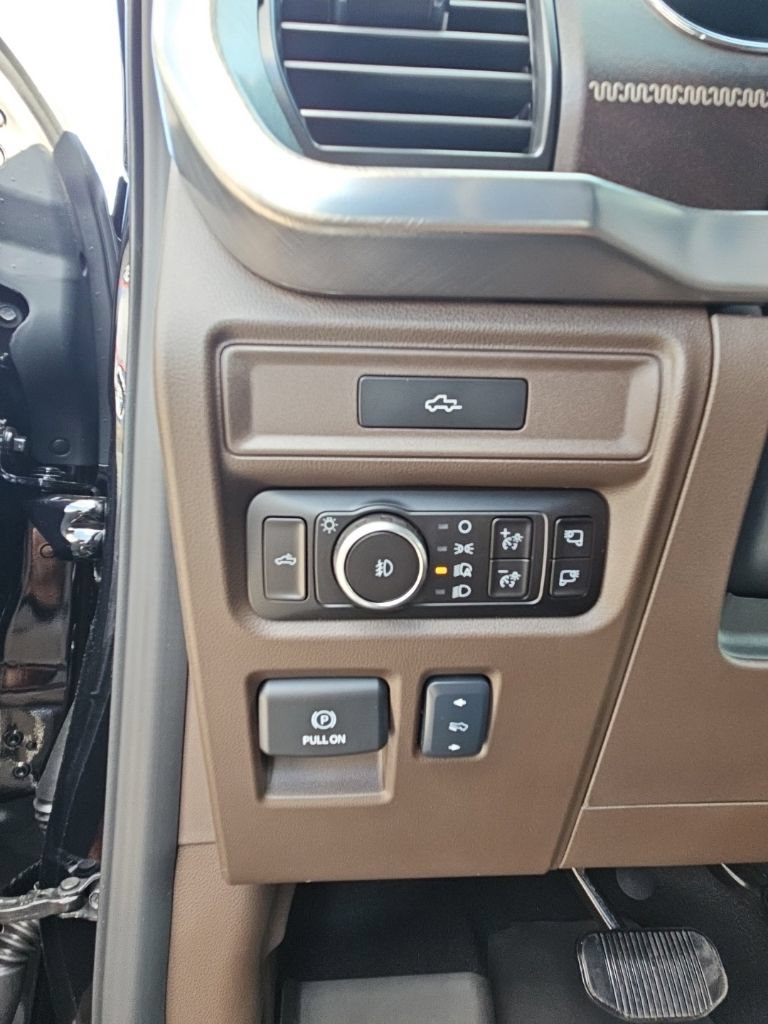 Used 2026 Ford F150 King Ranch w/ Equipment Group 601A High AWD/4WD image 14