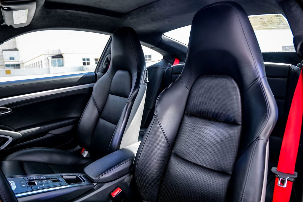 Used 2017 Porsche 911 Carrera 4S image 34