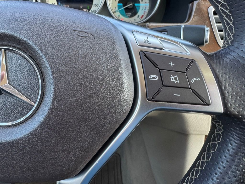 Used 2014 Mercedes-Benz E 350 4MATIC Sedan image 14