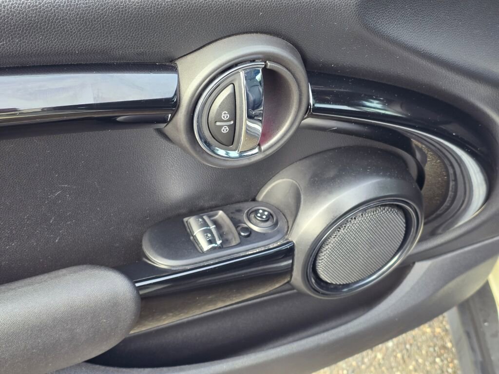 Used 2019 MINI Cooper S w/ Storage Package image 22