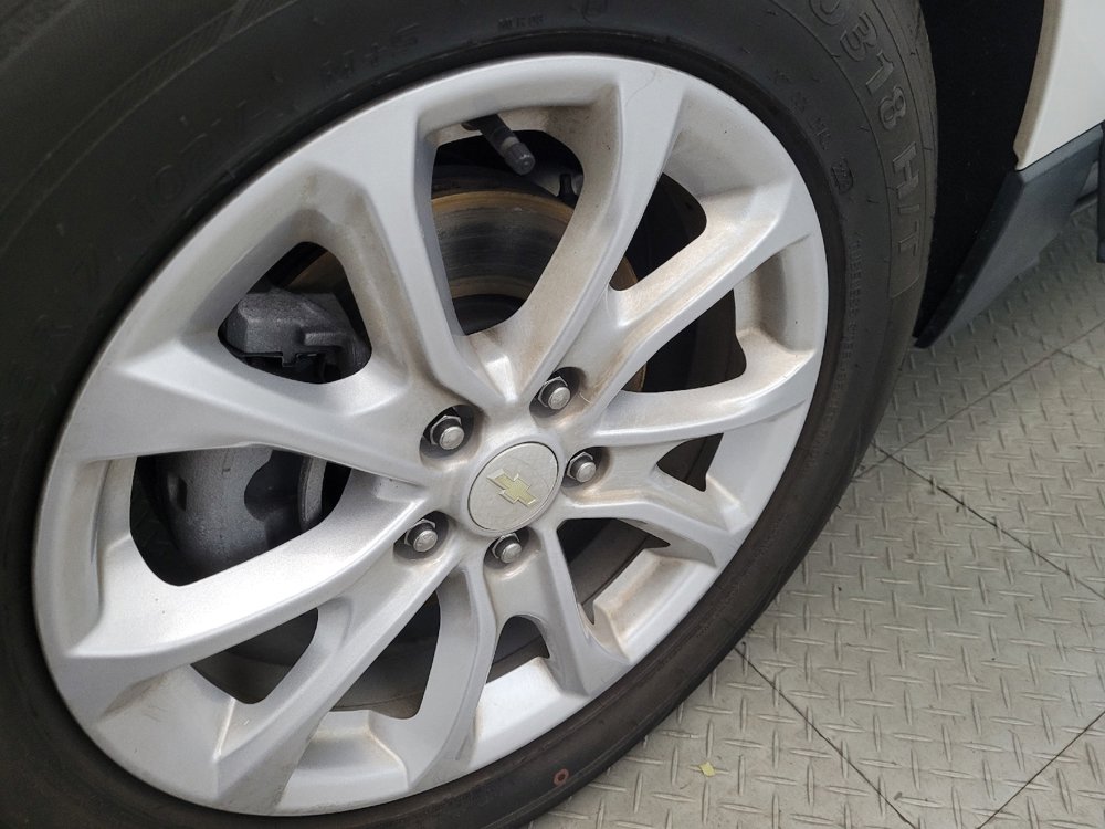 Used 2019 Chevrolet Equinox LT image 31