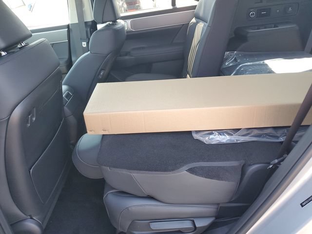 New 2027 Hyundai Santa Fe XRT AWD/4WD image 12