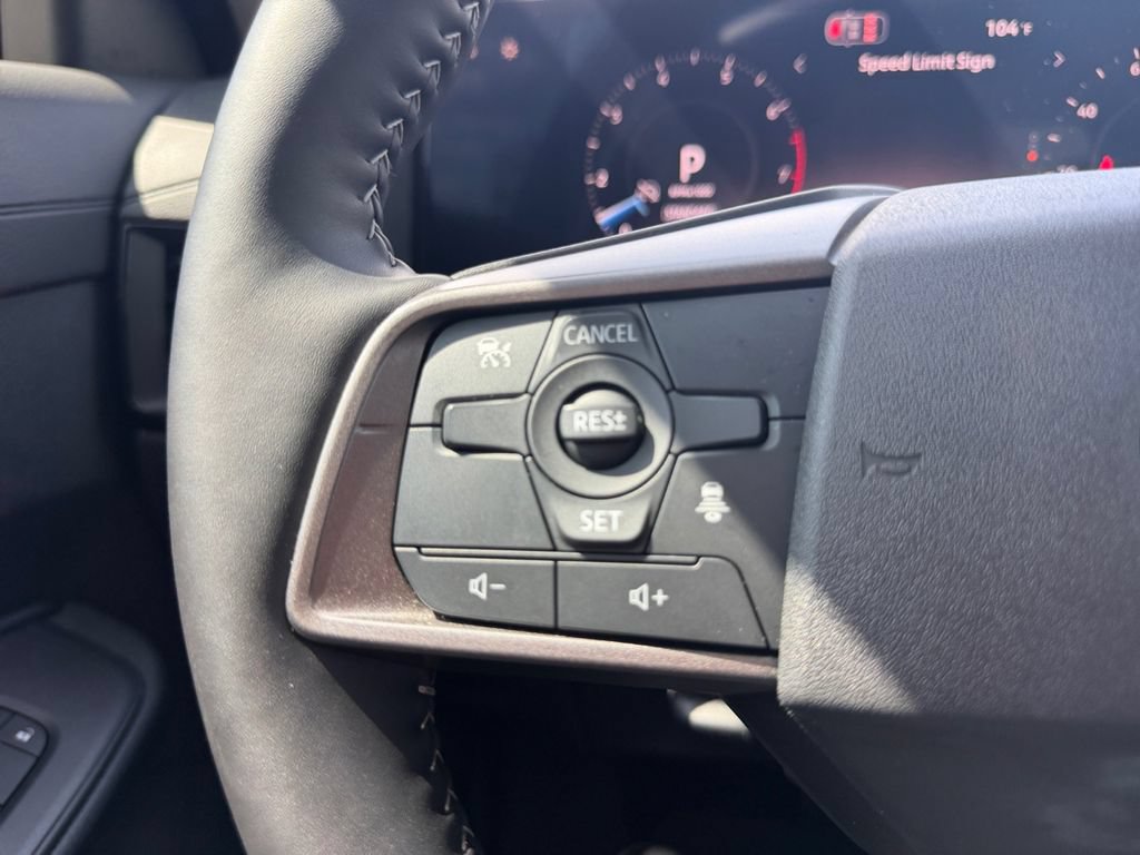 Used 2026 Nissan Sentra SV w/ SV Convenience Package FWD image 22