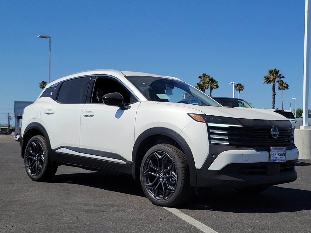 New 2026 Nissan Kicks SR w/ Interior Electronics Package FWD image 21