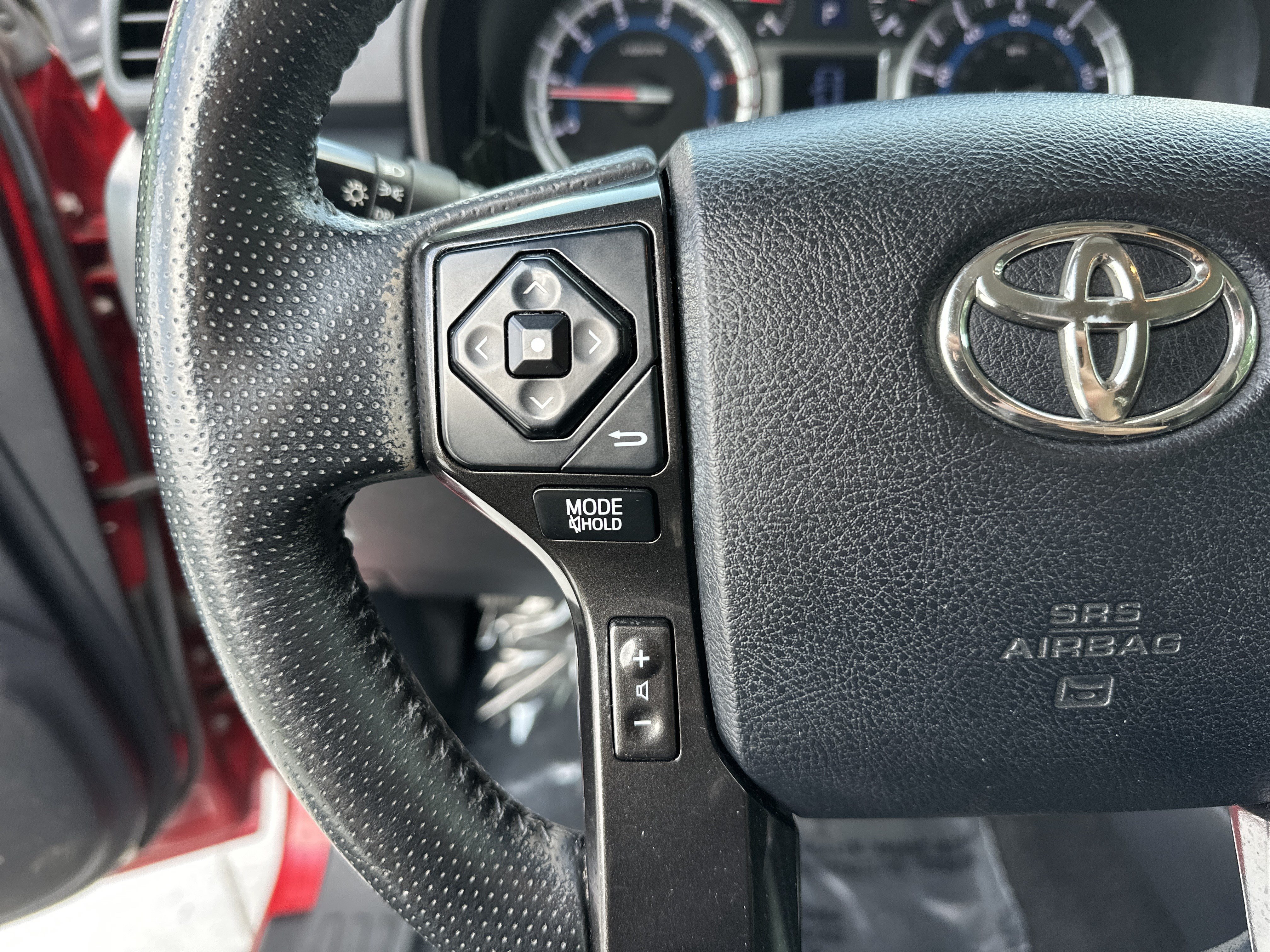 Used 2014 Toyota 4Runner Trail AWD/4WD image 19
