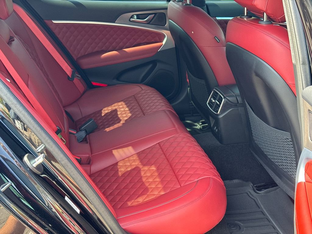 Used 2024 Genesis G70 3.3T Advanced w/ Sport Prestige Package image 15