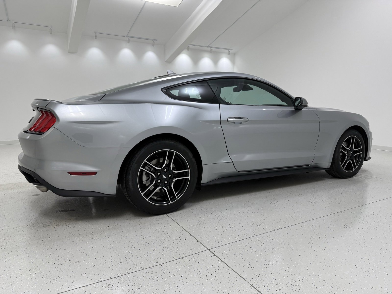 Used 2023 Ford Mustang Premium image 6