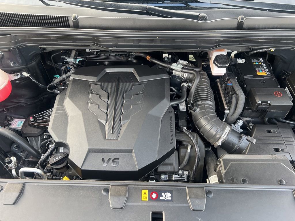 Certified 2023 Kia Carnival EX image 26