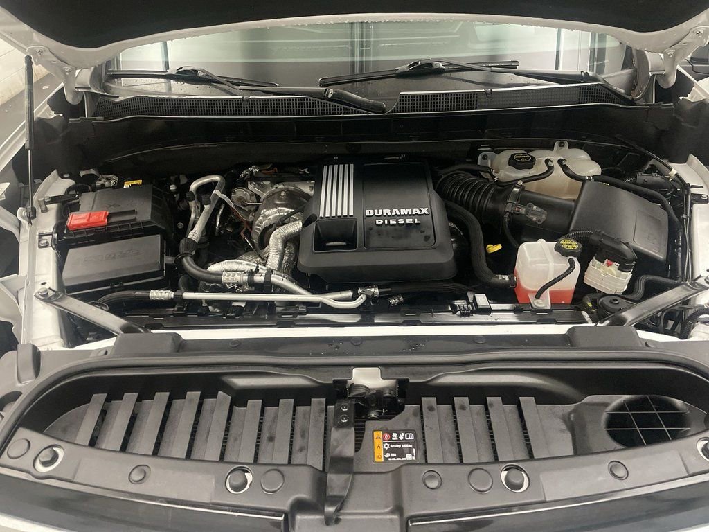 Used 2024 Chevrolet Silverado 1500 High Country image 25