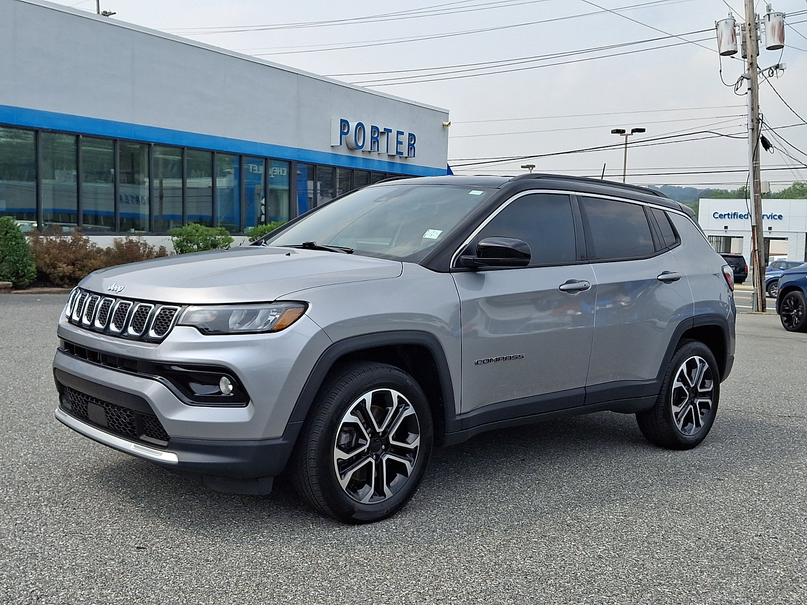 Used 2023 Jeep Compass Limited AWD/4WD image 3