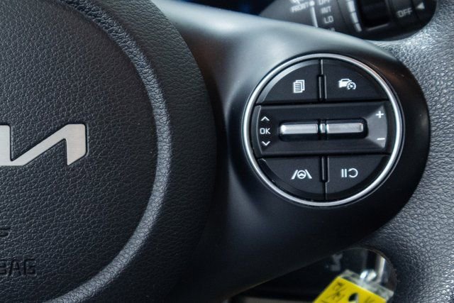 Used 2023 Kia Soul LX w/ LX Technology Package image 14