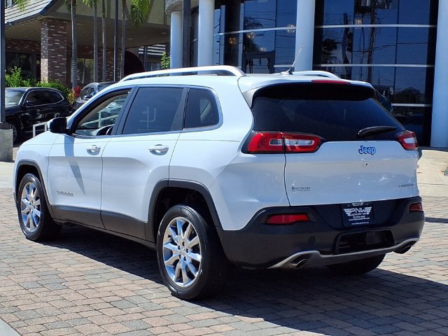 Used 2014 Jeep Cherokee Limited w/ Luxury Group FWD image 4