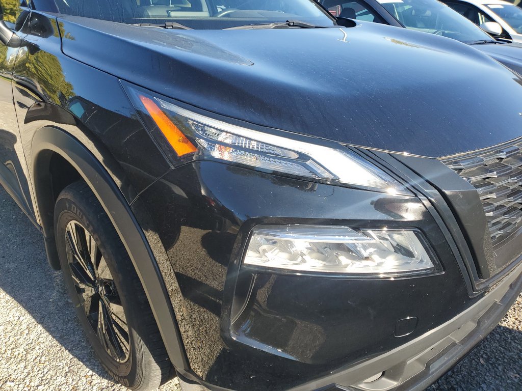 Certified 2023 Nissan Rogue SV w/ SV Premium B Package AWD/4WD image 4