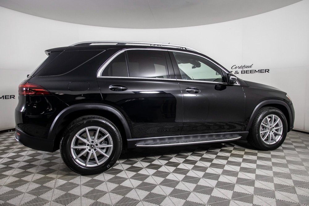 Used 2025 Mercedes-Benz GLE 450e 4MATIC image 10