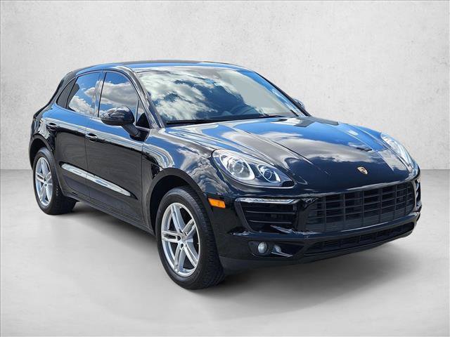 Used 2018 Porsche Macan AWD/4WD image 3