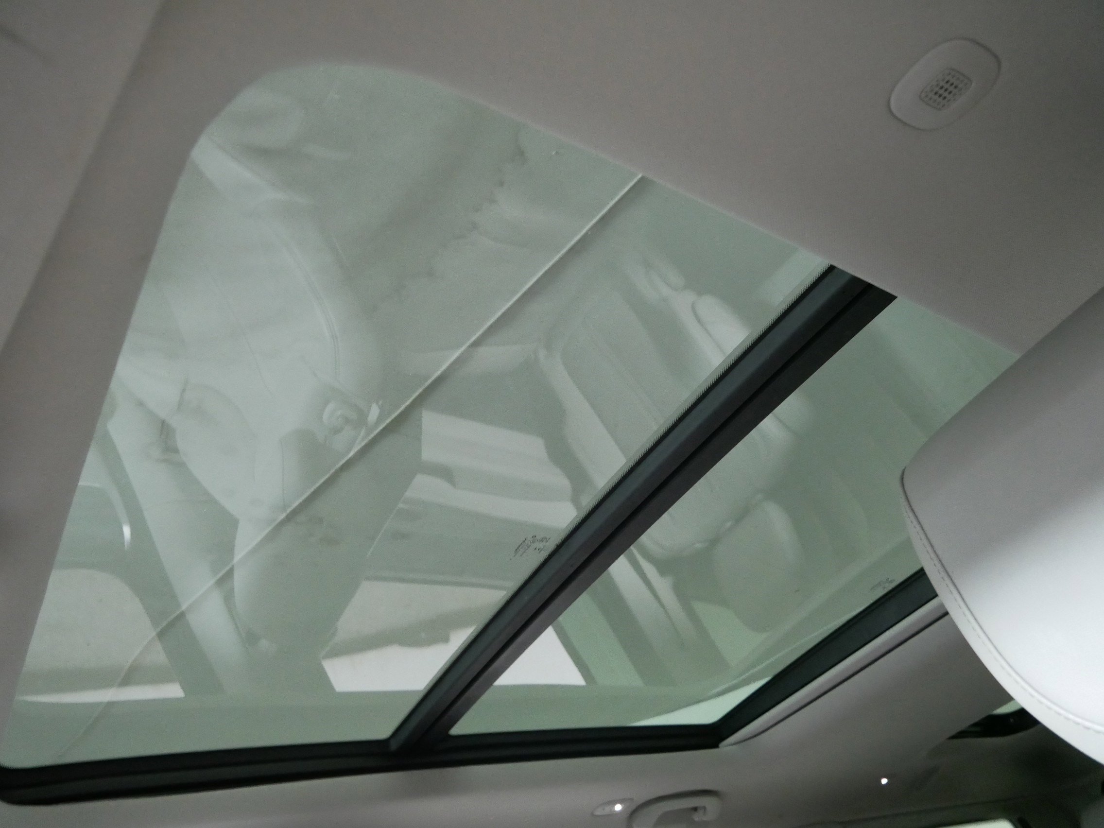 Used 2022 Jeep Wagoneer Series III w/ Premium Group I image 30