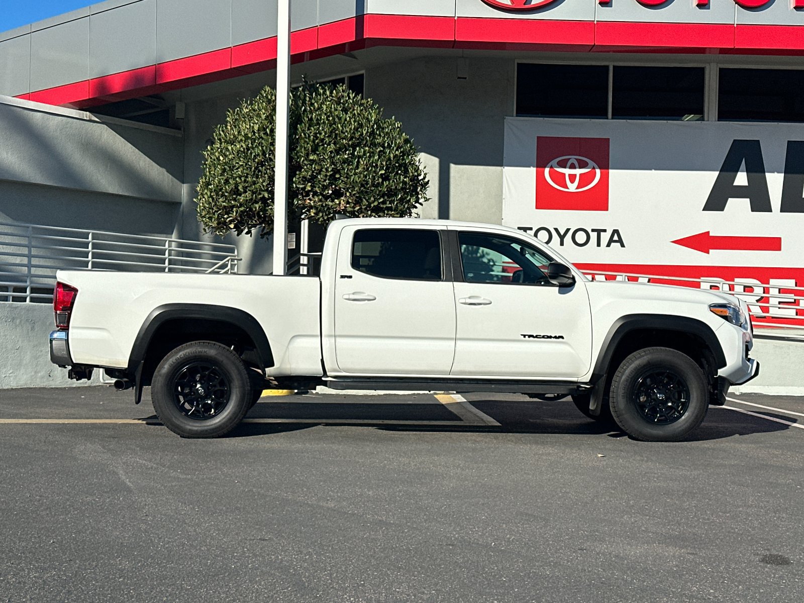 Used 2023 Toyota Tacoma SR5 w/ SX Package RWD image 6