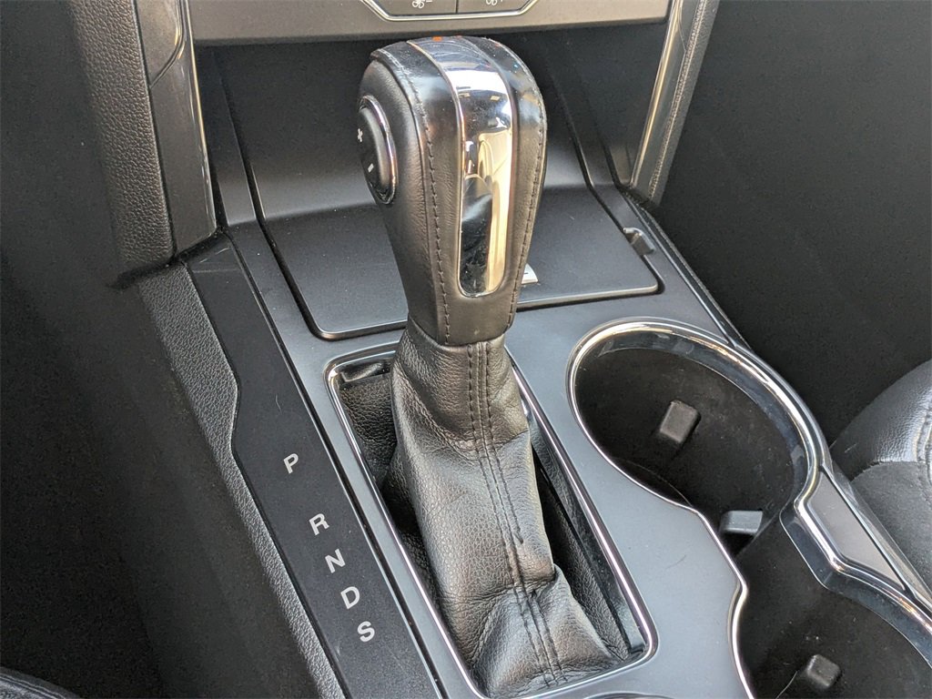 Used 2018 Ford Explorer XLT w/ Equipment Group 202A image 12